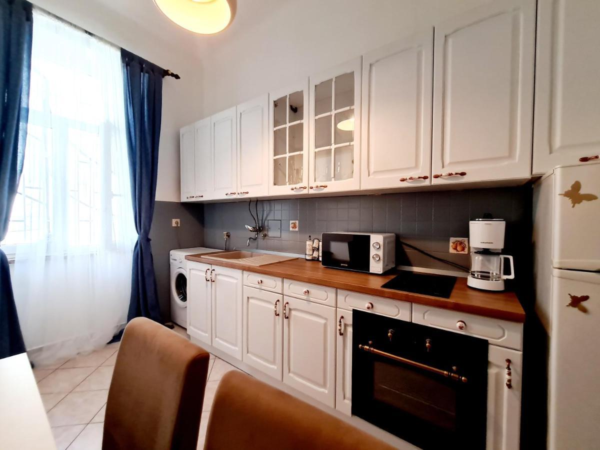 Apartment Zoey Opatija Exterior photo